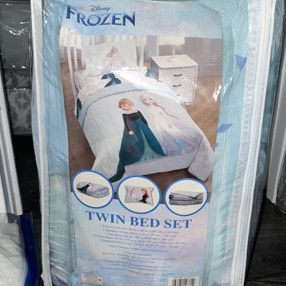 Disney Frozen Twin Comforter - Light Blue and White